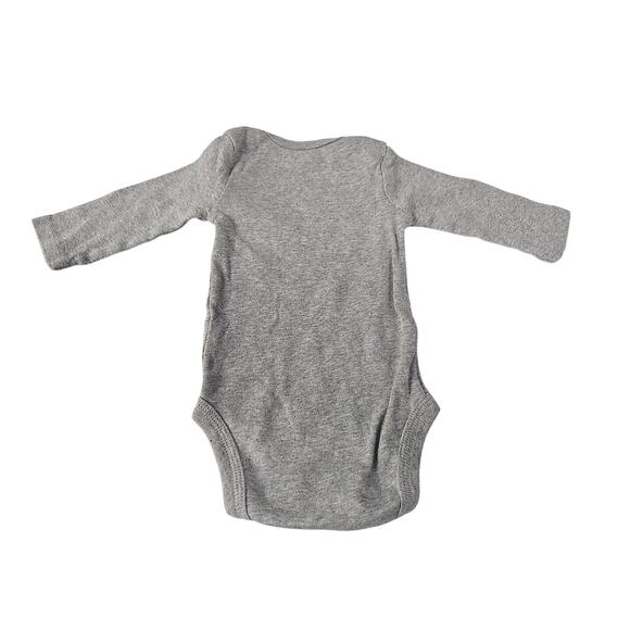 Carters Just One You Baby Size 3 Months 2pc Santa Top Bottom Set Plus Extra Top - Picture 11 of 14